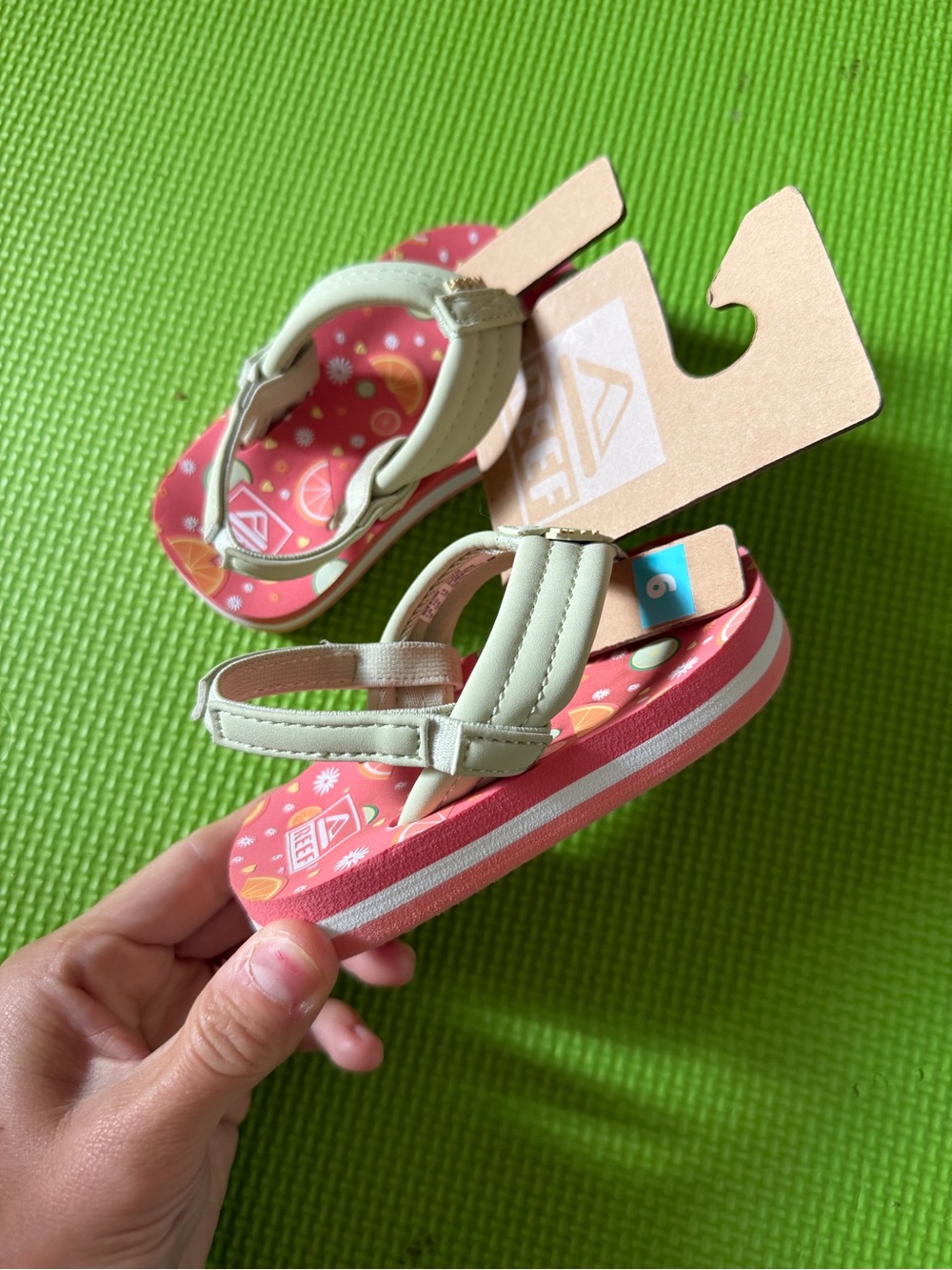 Reef sage green and pink flip flop sandals